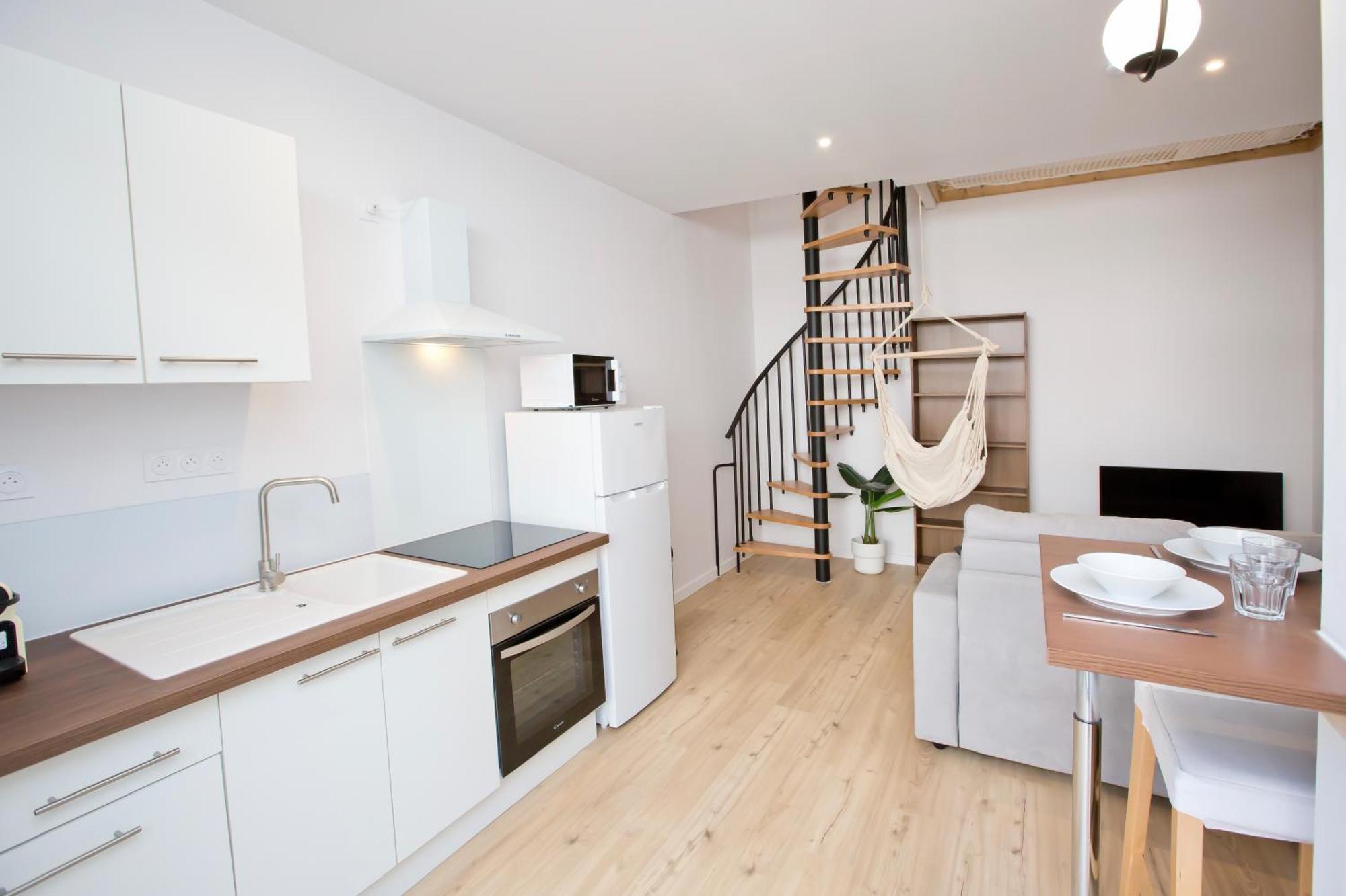 Apartament Montsejour - T2 Climatise Avec Filet Et Fauteuil Suspendu Tarbes Zewnętrze zdjęcie